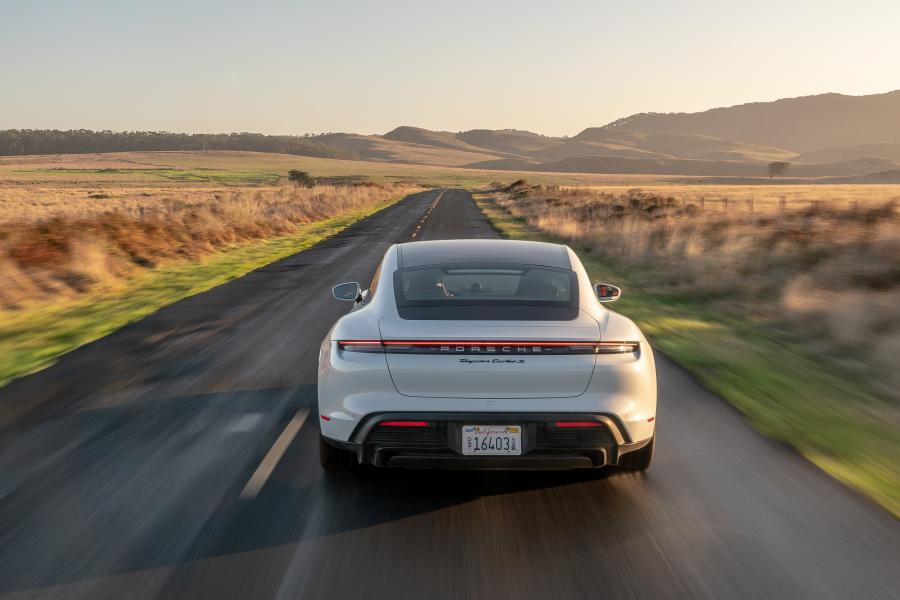  Porsche Taycan Turbo S 2019 года  (NA) (фото 24 из 40)